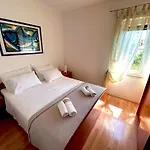 Apartament Ruza