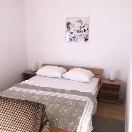 Ruza Apartment *